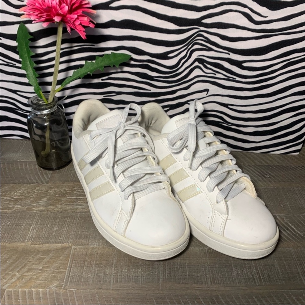 Adidas Sneakers - Picture 3 of 8